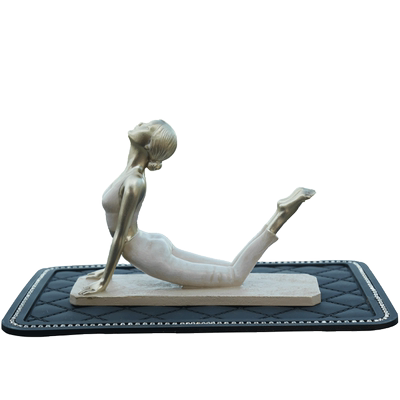 卡努贝解压少女手工制品车载摆件