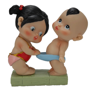 创意卡通汽车摆件可爱情侣公仔车载小玩偶摆饰车内装饰用品内饰品