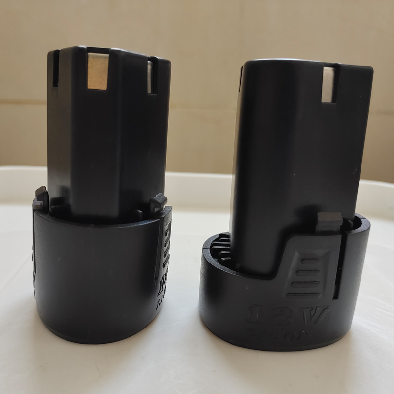 小哥手电钻12V21V16.8伏锂电池充电电动螺丝刀得领电池充电器配件