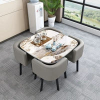 80 сланцевых квадратных столов и светло-серых кожаных стульев (шиферная поверхность + полностью автоматическое приготовление чая + четыре стула)