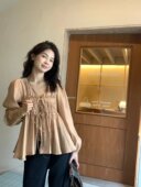 8836 肉桂色粉仙仙衬衫 女2025秋季 METWO 设计感宽松显瘦娃娃衫