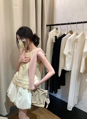 METWO 8751奶杏蕾丝上衣女2025夏季a版后背设计感小众宽松娃娃衫