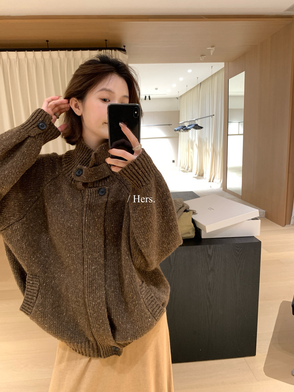 Hers高领领口拉链开衫毛衣女