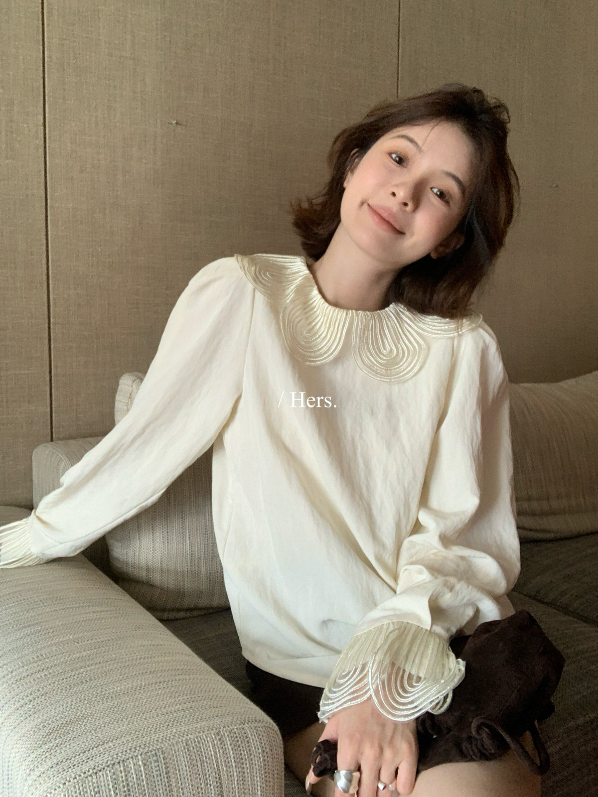 Hers法式小众花边娃娃领小衫女