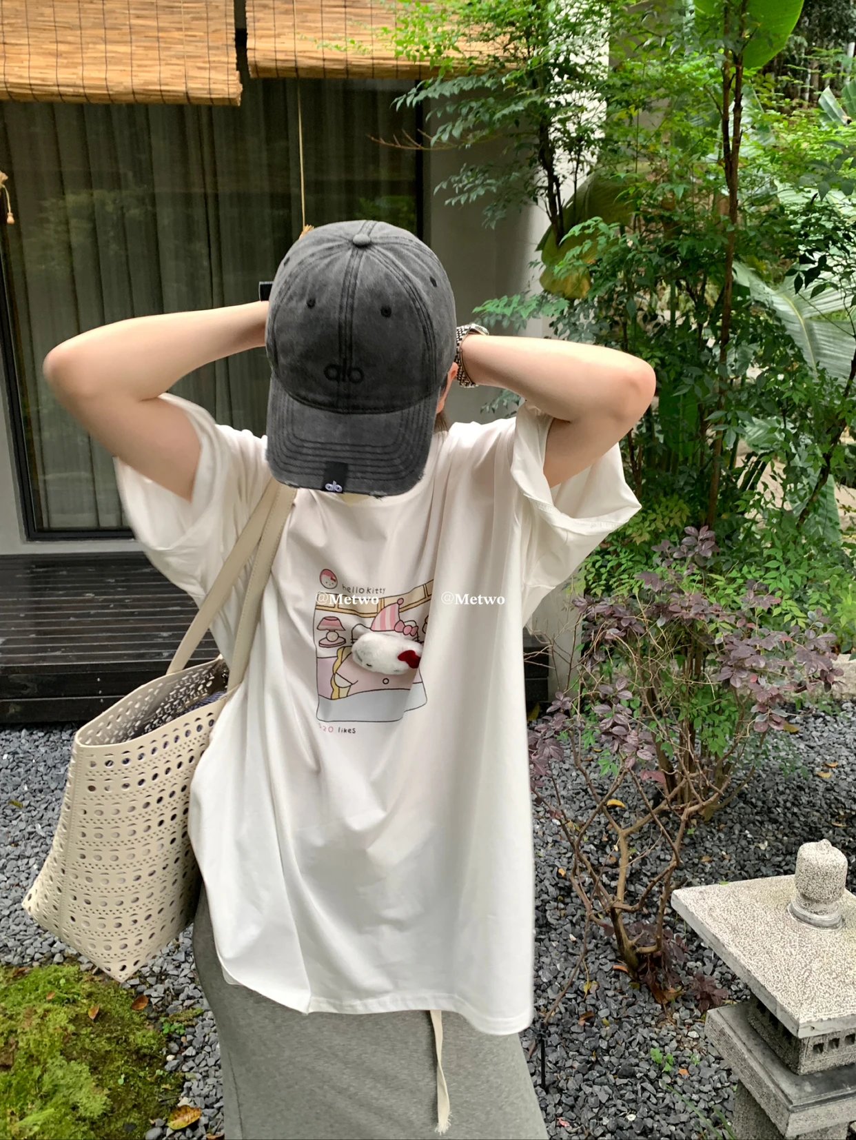 METWO 8092可下衣失踪公仔T恤女2025夏季宽松休闲短袖tee上衣