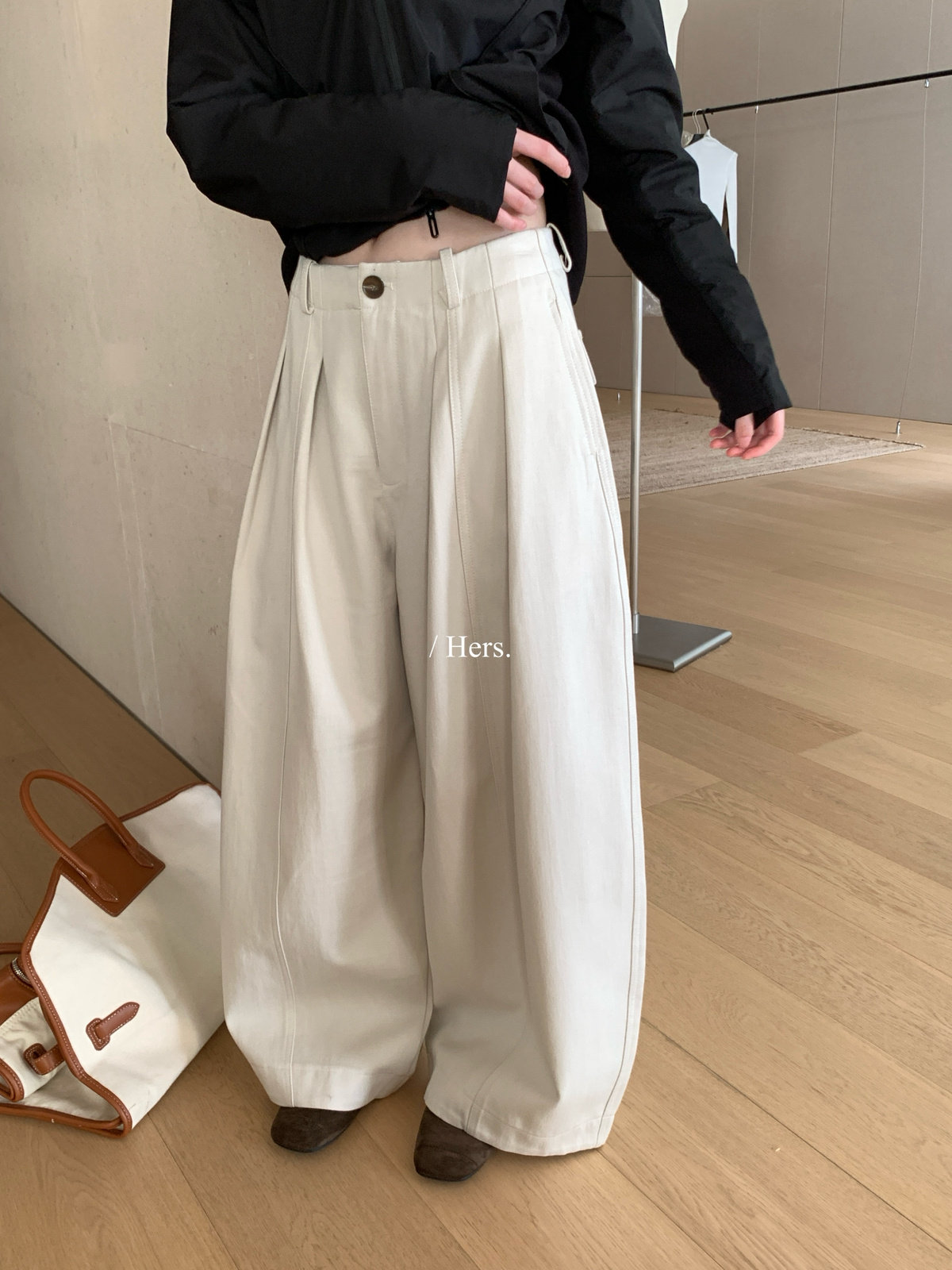 一勺甜【Hers】百搭压褶气球休闲裤女2026秋冬宽松阔腿长裤62084