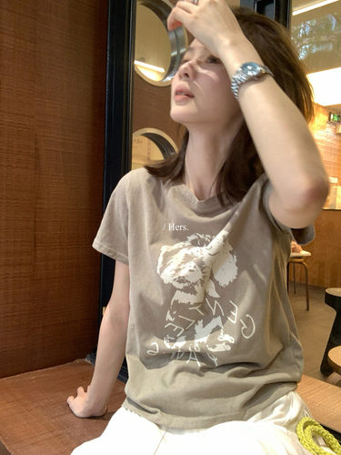 Hers休闲小狗字母图案短袖T恤女