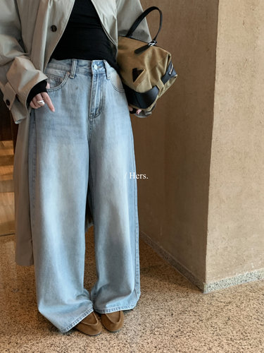 Hers街头感经典直筒牛仔裤女