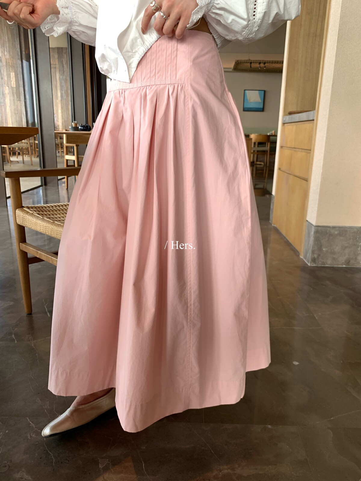 26年早春!【Hers】简约韩系日常压褶宽腰设计长款半身裙女 80168