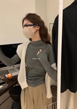 METWO微高领打底衫女秋冬半高领显瘦内搭软糯弹力保暖内衣女8214