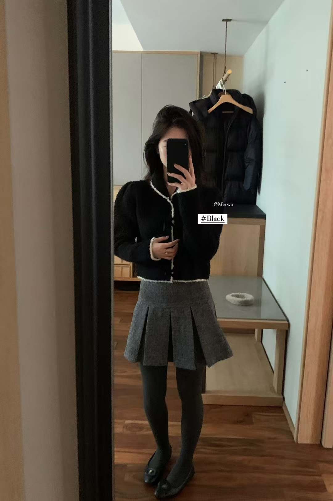 METWO 2260#撞色蝴蝶结新年毛衣女2024秋冬新款减龄公主风外套