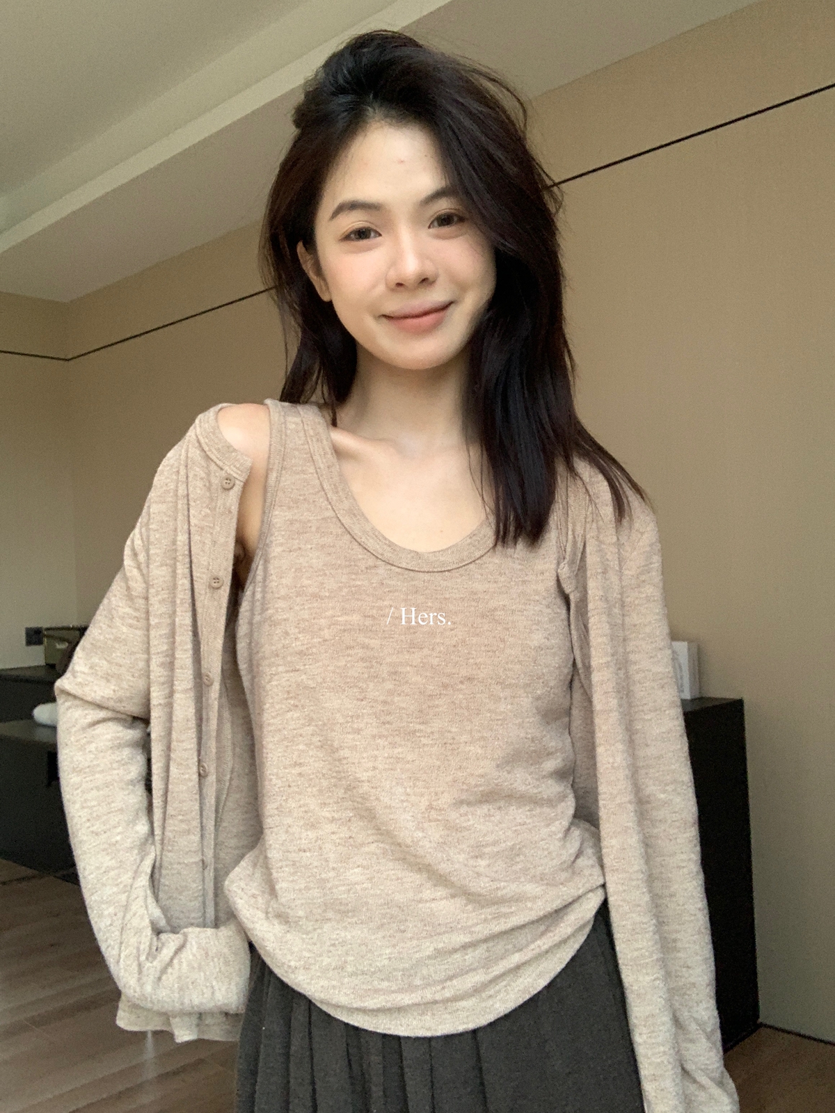 一勺甜 hers秋上新!休闲针织开衫+简约背心 叠穿两件套套装92242