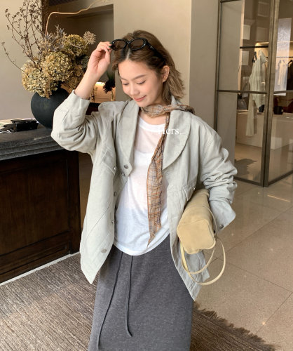 Hers街头感翻领阔版牛仔外套女