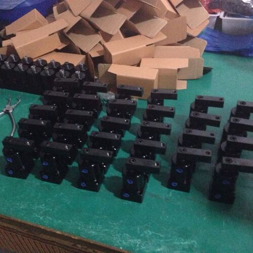 SRC45度转角下压气缸90旋转度180度厂家直销32转角气缸 HRC ASC40