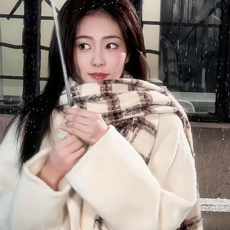 白鹿同款秋冬围巾穿搭韩版