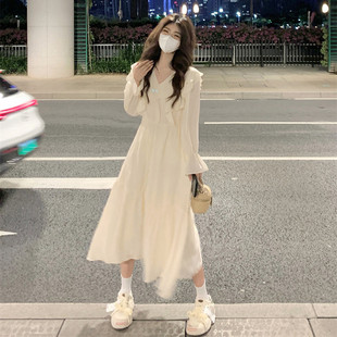 甜美桔梗裙溫柔法式 學(xué)院風(fēng)收腰寬松顯瘦連衣裙女學(xué)生荷葉邊仙女