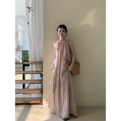 法式优雅立体花朵挂脖连衣裙女