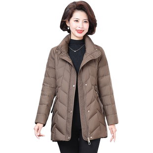 正品大牌羽绒服断码特价中老年人女装高端外套时尚妈妈冬季羽绒服