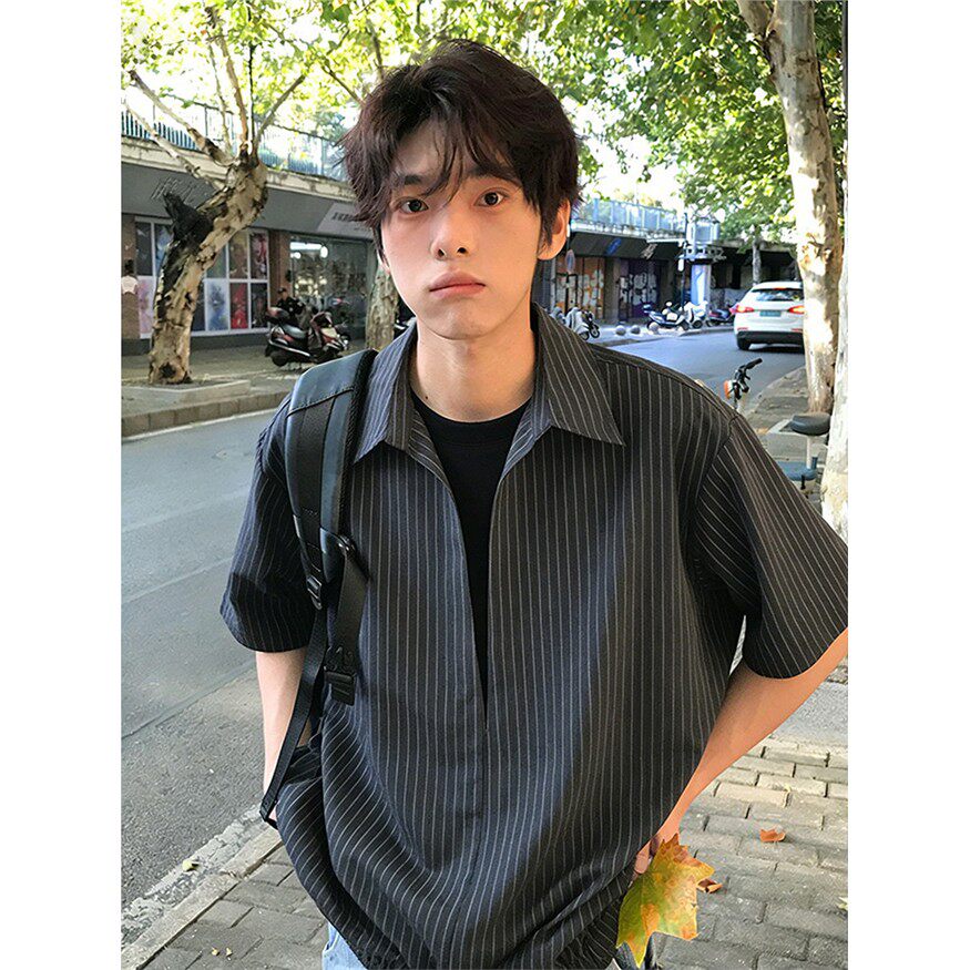 假两件竖条纹短袖衬衫男