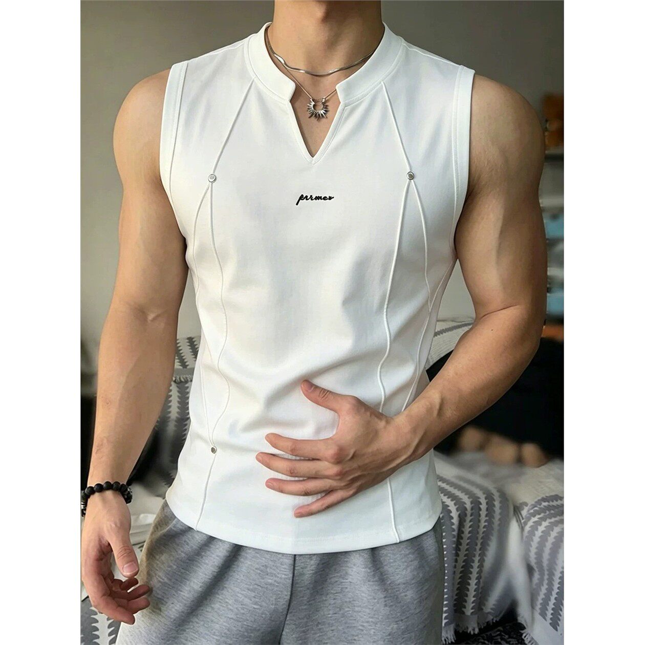 白色美式解构铆钉背心男夏季设计感健身运动无袖t恤高级感v领上衣