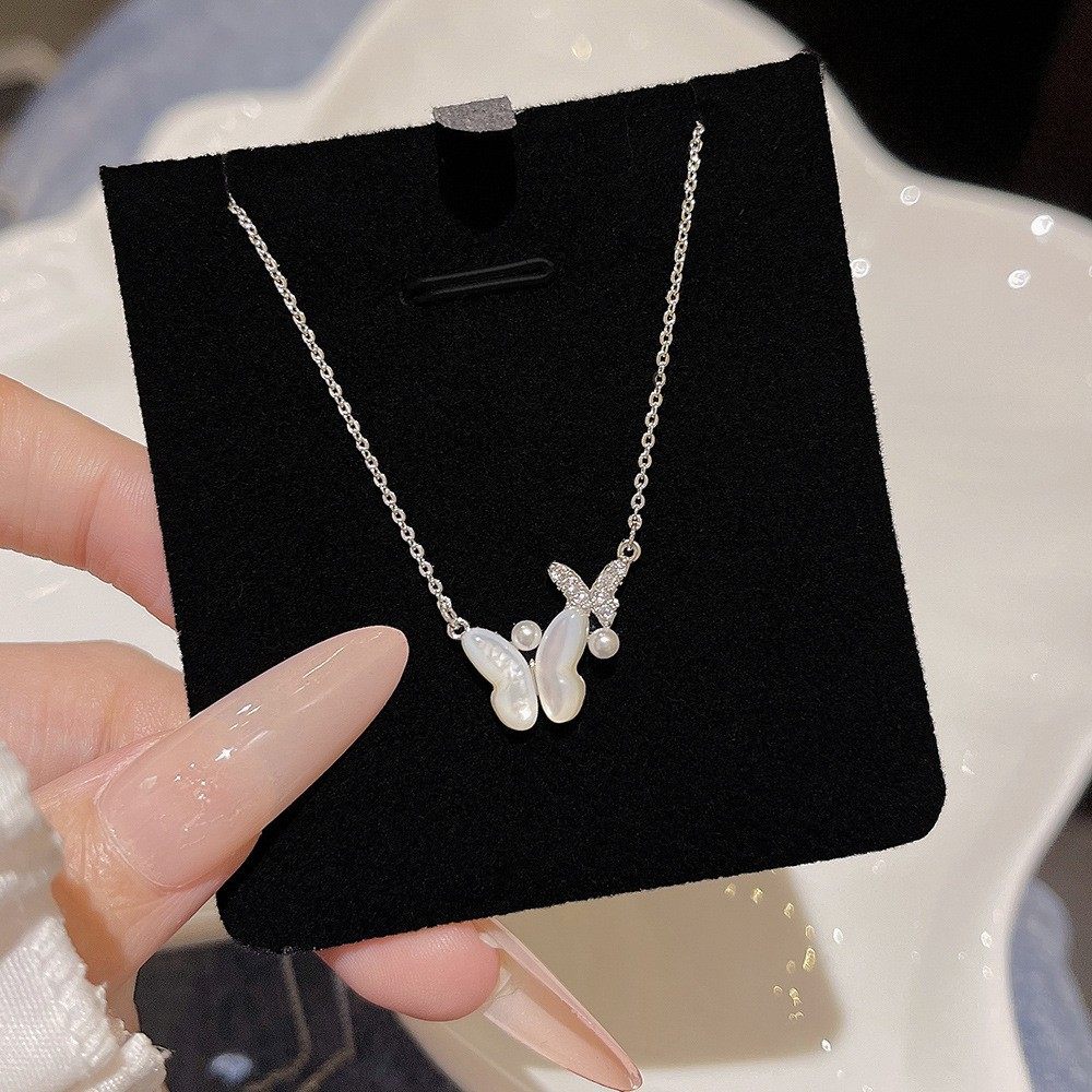 甜美百搭贝母蝴蝶吊坠个性轻奢锁骨链气质时尚韩版钛钢项链配饰女