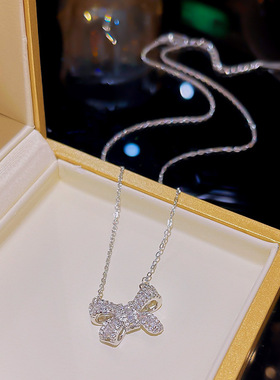 欧美时尚蝴蝶结锆石吊坠2024年新款网红同款锁骨链钛钢项链女