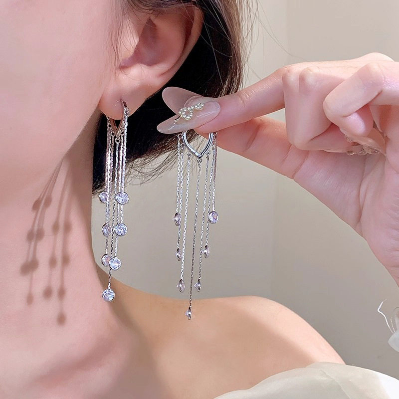灵动锆石长款链条流苏耳环轻奢高级感小众设计耳扣法式气质耳饰女