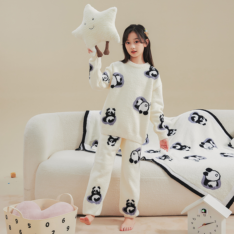 衣尔曼克女童熊猫家居服套装