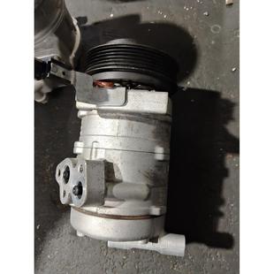 适用上汽大通G10 G50汽车空调压缩机 V80