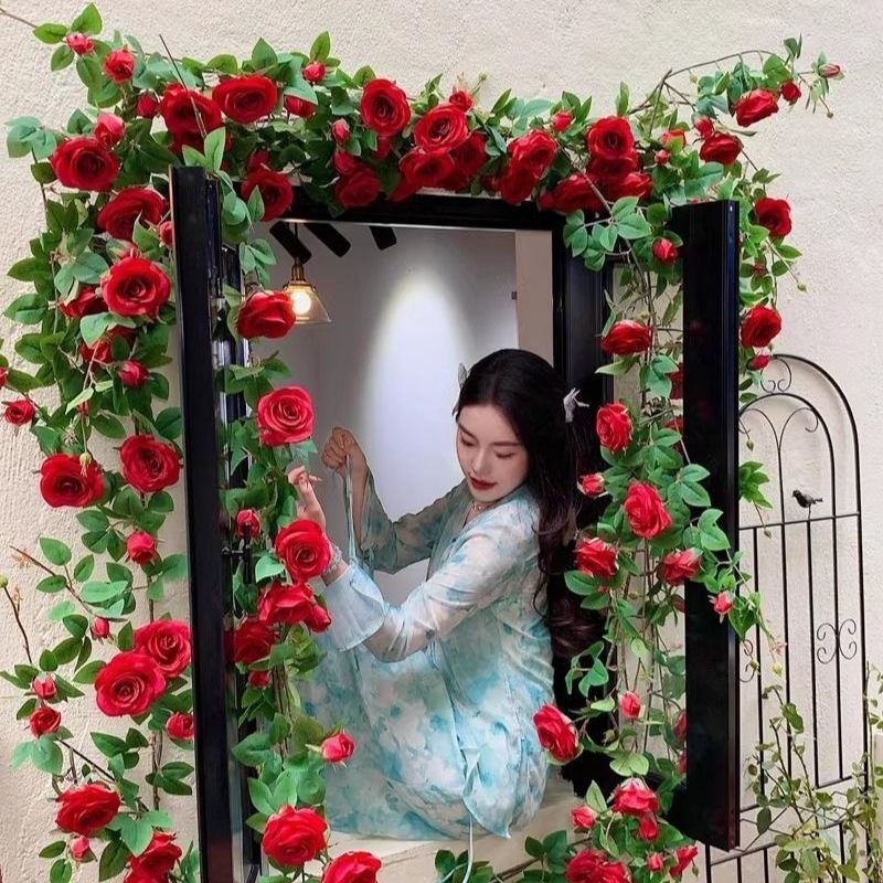 仿真花玫瑰花藤蔓装饰室内植物吊顶塑料藤条缠绕管道假花婚庆装饰