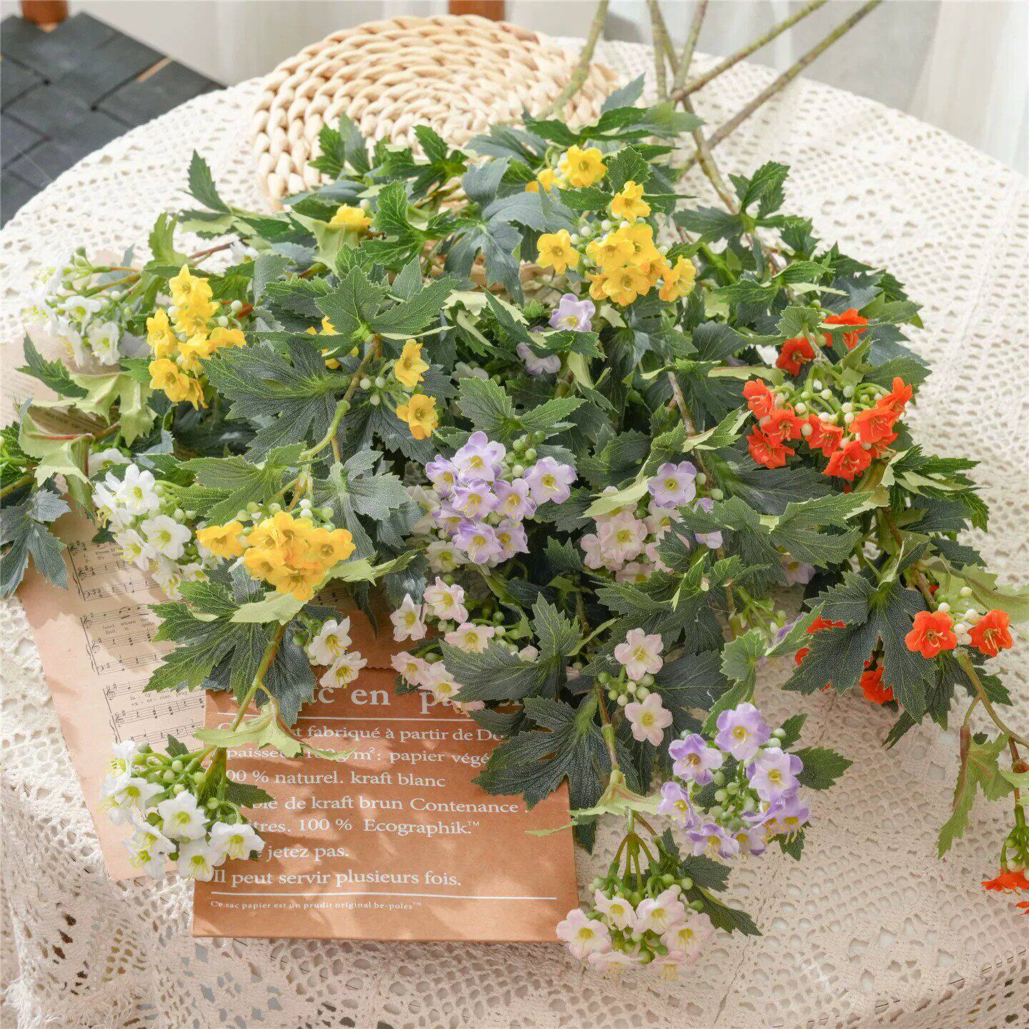 自然风白色小手球仿真花束法式假花客厅桌面花瓶花艺家居装饰品