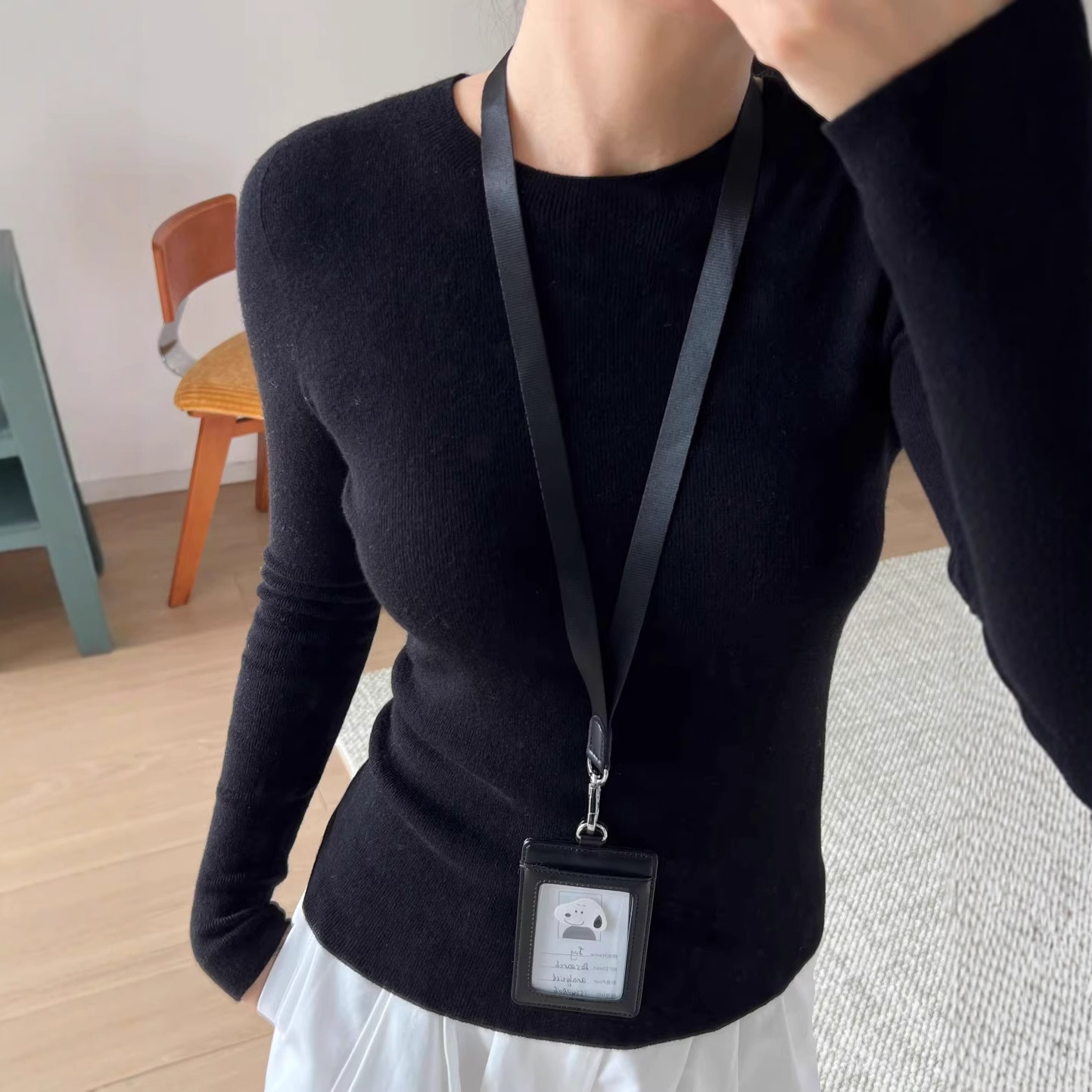 法式别致半高领灰色针织打底衫女秋冬修身显瘦毛衣内搭气质小上衣