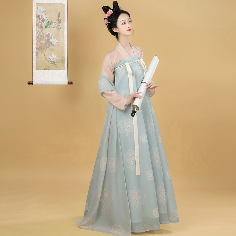 卫跃原创唐朝汉服女装服饰中国风古装超仙襦裙齐腰裙子显瘦秋冬款