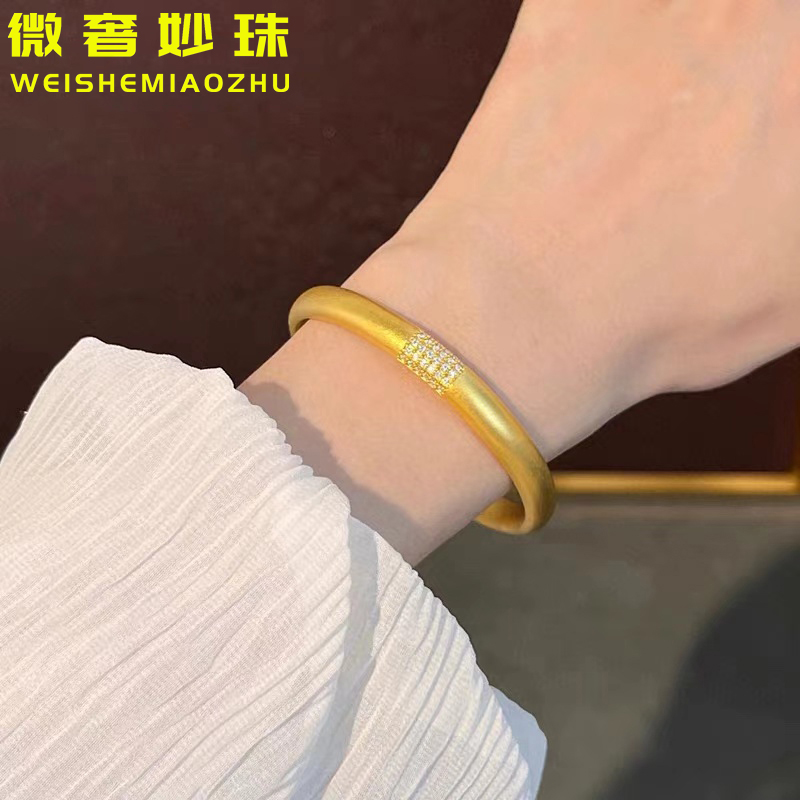 黄金泥鳅背手镯女款999足金古法点钻手环纯金莫桑钻镶嵌手饰送礼