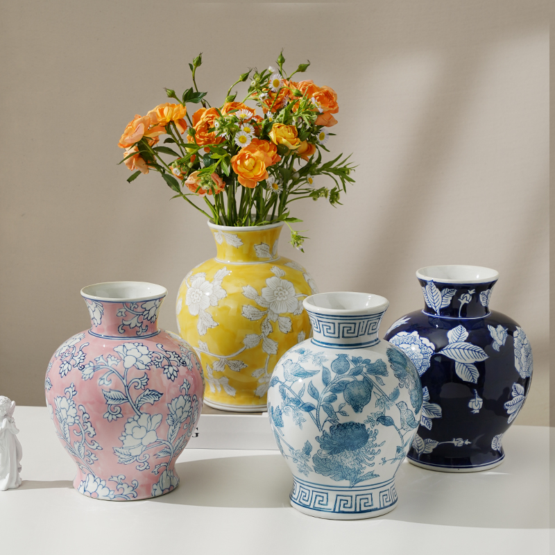 新中式轻奢青花瓷花瓶釉下彩手绘陶瓷摆件高级感客厅插鲜花装饰品