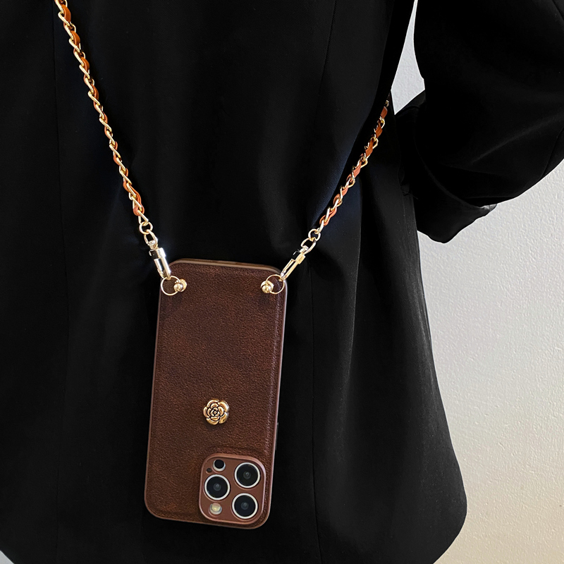 小香风立体山茶花斜跨腕带手机壳