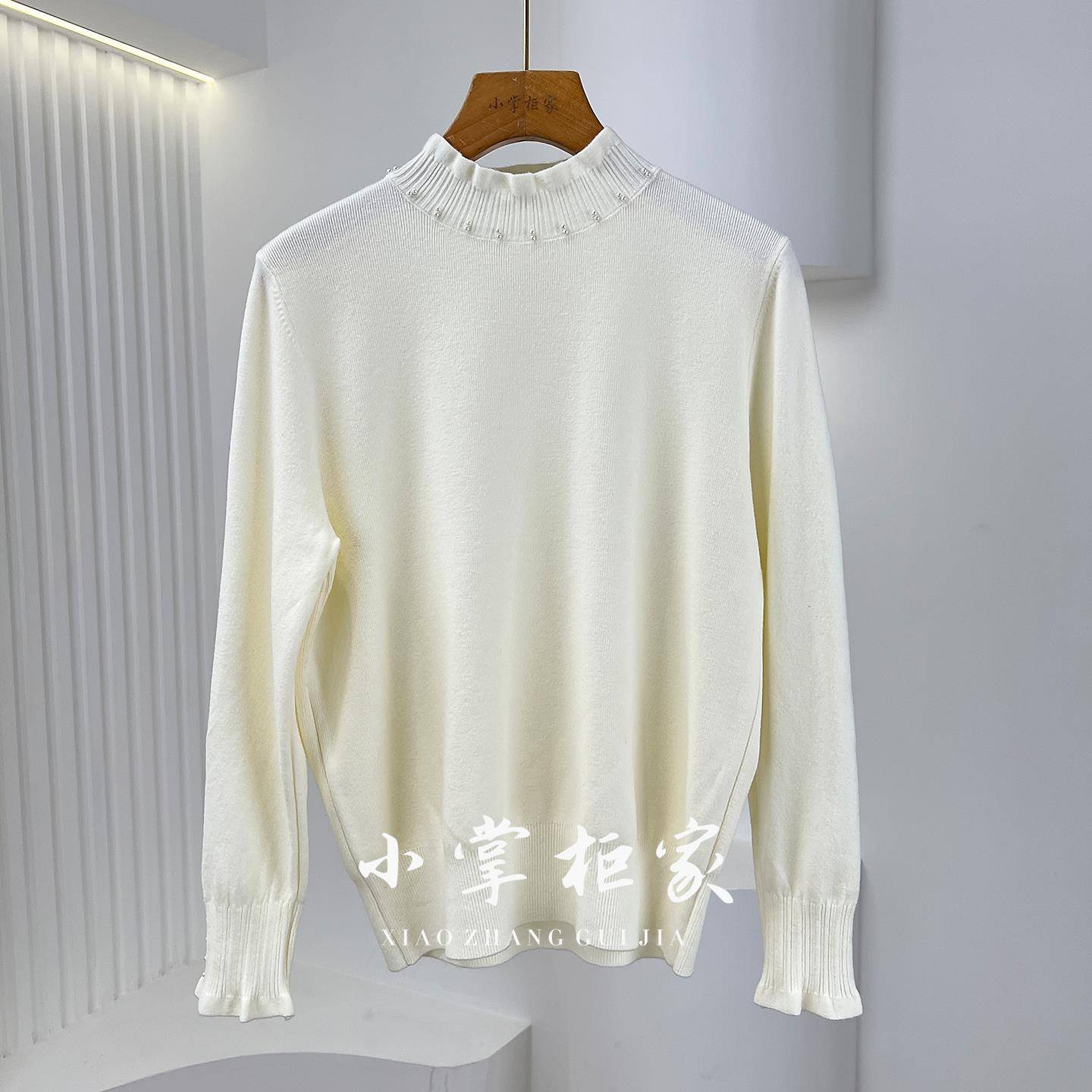 小掌柜家6689冬装2025新品女装时尚珍珠款品质感针织衫花边领