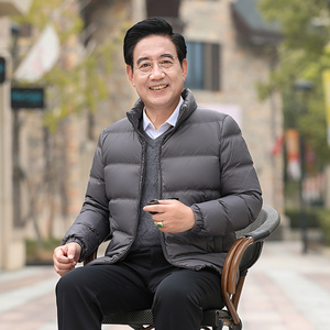2023新款羽绒服男中老年爸爸装短款加厚款立领冬季外套连帽面包服