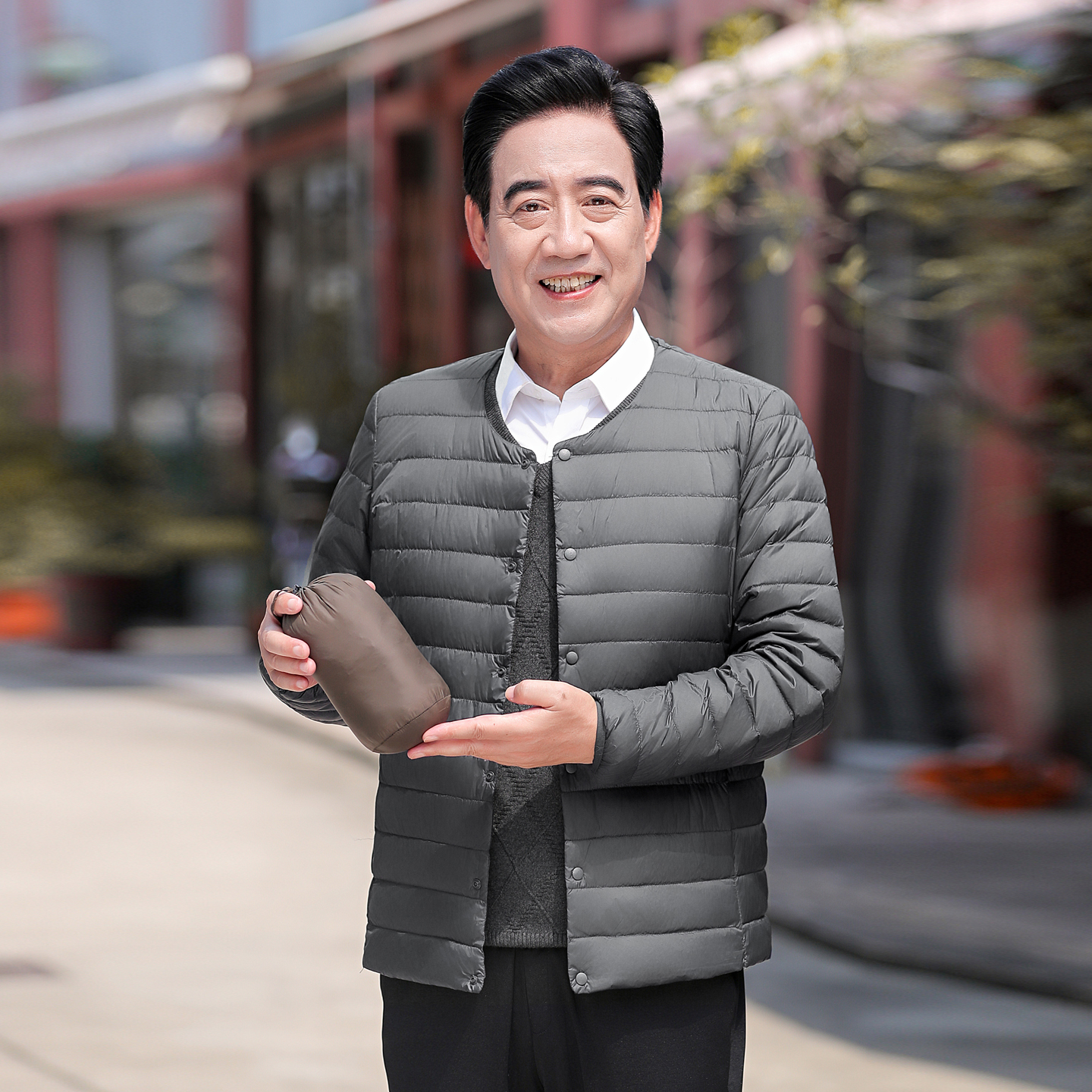 中老年爸爸无领90%白鸭绒羽绒服