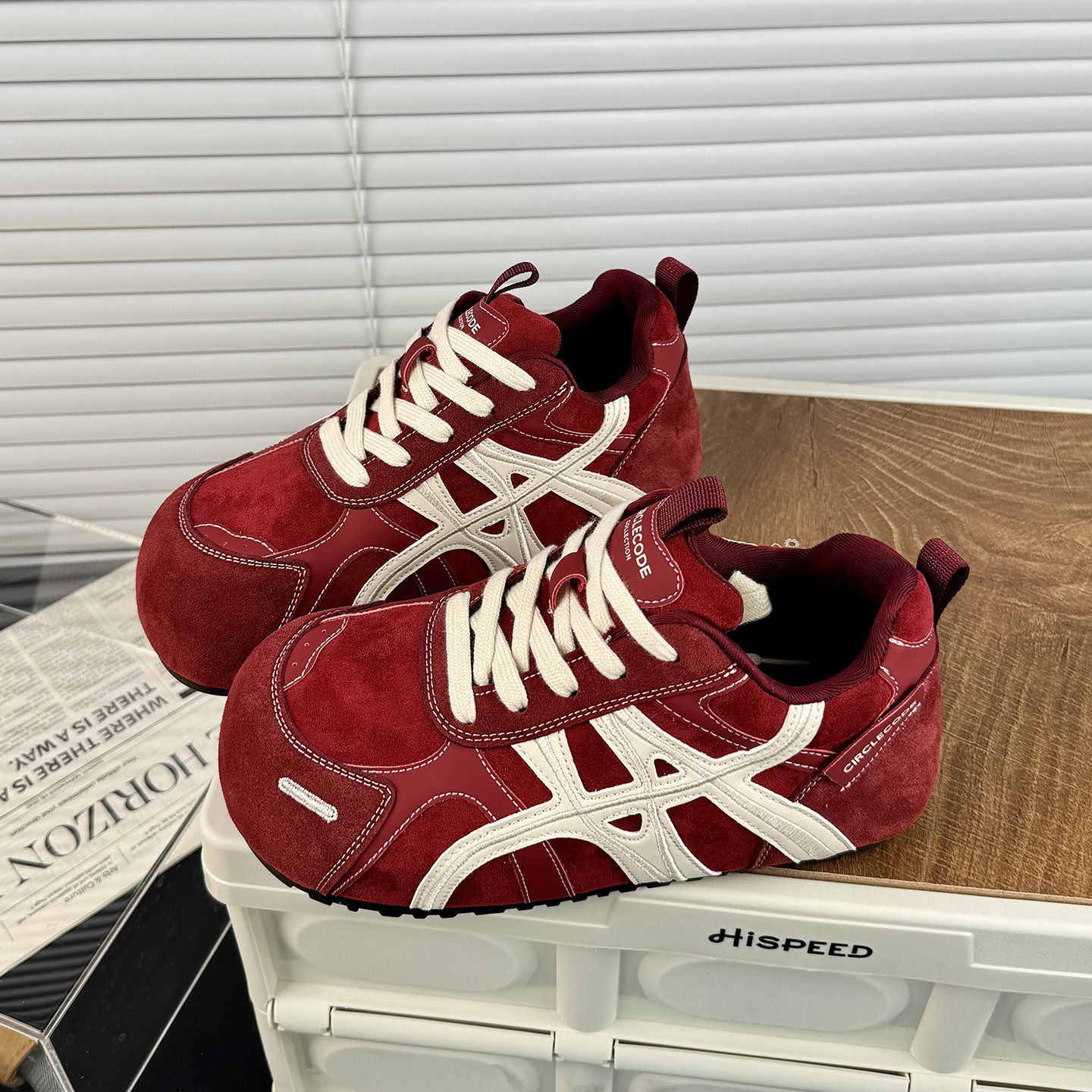 厚底红色户外丑萌阿甘鞋女款2026春季新款休闲小白鞋软底运动女鞋,女鞋,时尚休闲鞋,淘宝优惠券,粉丝福利购,淘宝优惠卷