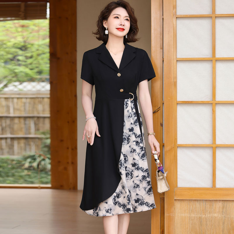 时尚妈妈夏装2025新款遮肚短袖连衣裙中老年女装夏季收腰气质裙子