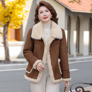时尚妈妈秋冬装皮毛一体外套2025新款中老年女士冬装加绒保暖上衣
