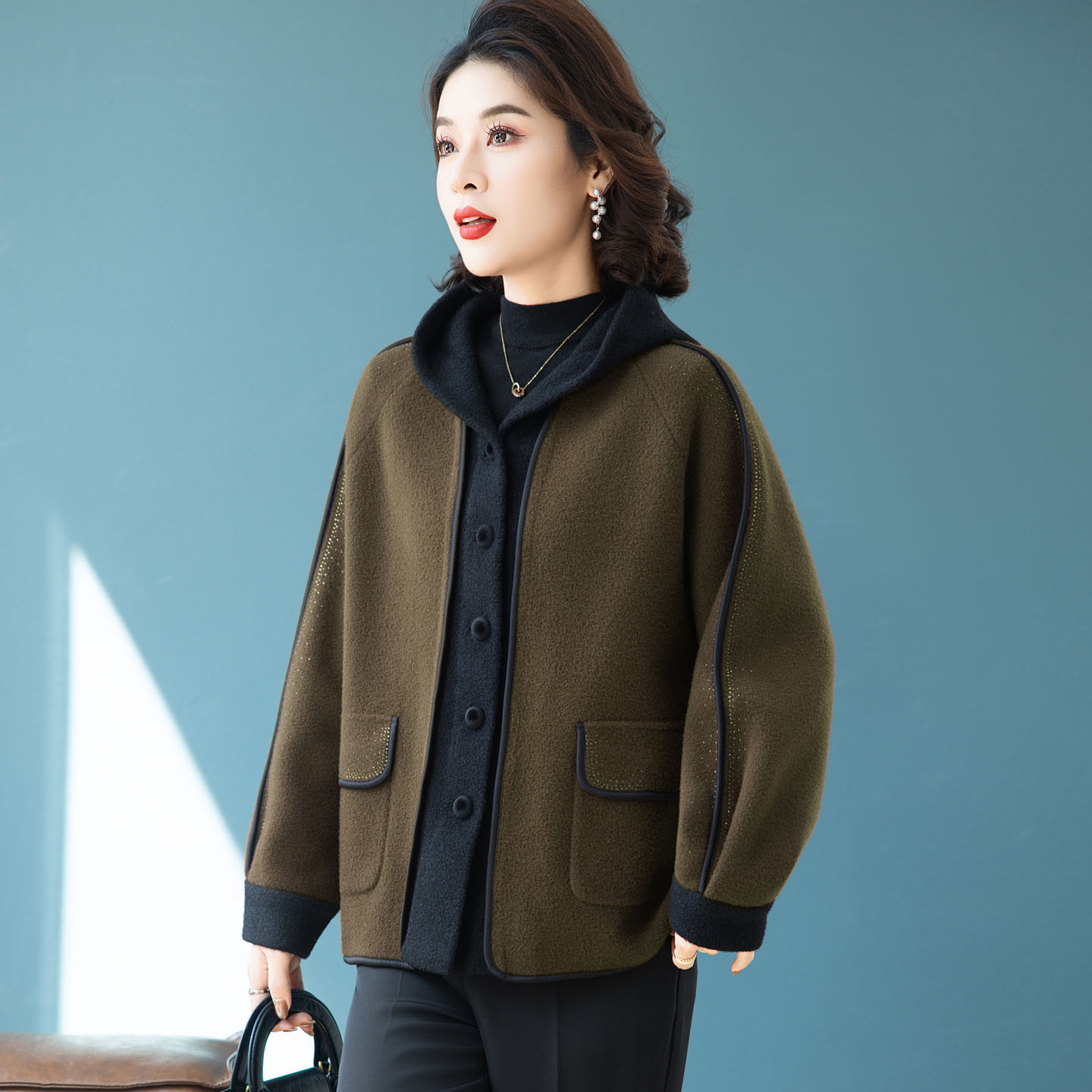 2025新款高贵妈妈秋装外套