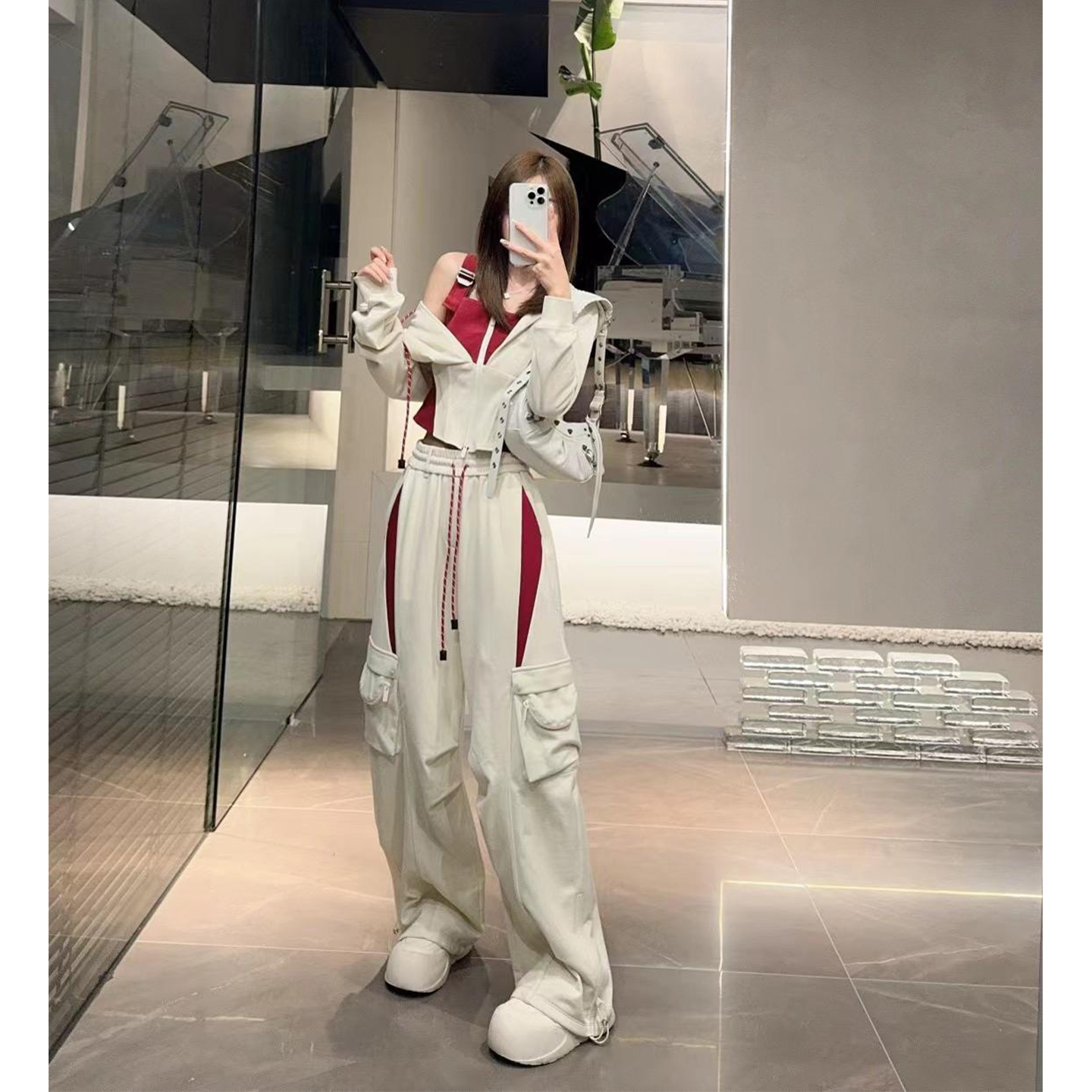 今年流行超火设计感卫衣运动套装