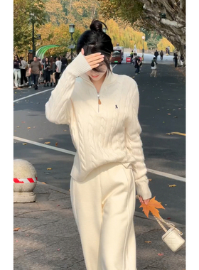 2026超火冬装一整套韩系高级感小香风针织毛衣休闲运动加绒裤套装