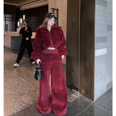 网红炸街气质减龄小众休闲两件套