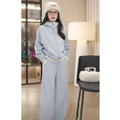 气质减龄高级感小众休闲运动套装