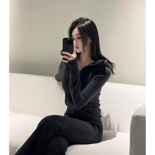 欧货高级感秋季穿搭一整套运动服