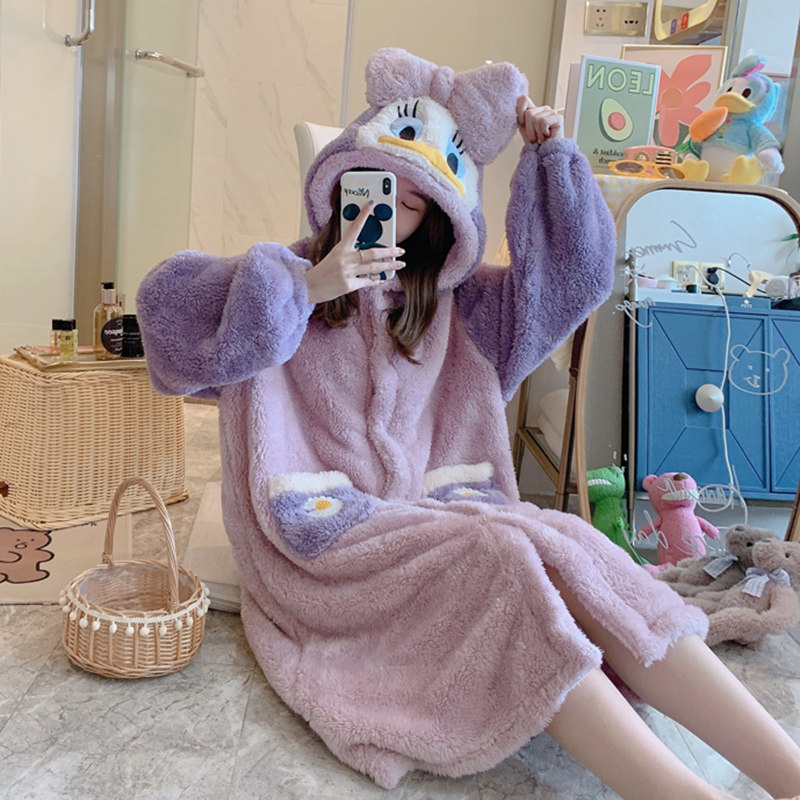 唐老鸭睡衣女秋冬季珊瑚绒加绒加厚黛西毛绒长款睡袍法兰绒家居服
