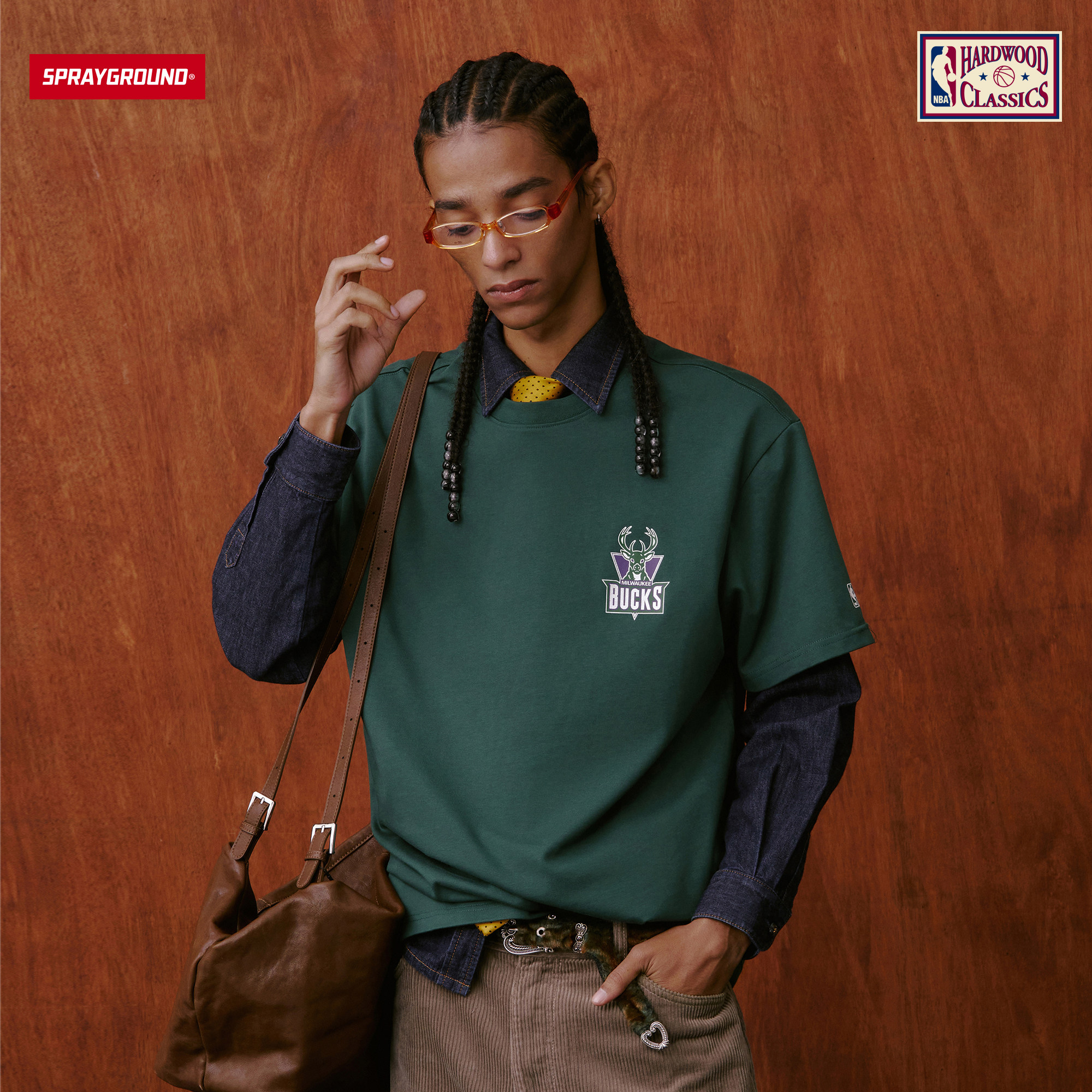 SPRAYGROUND I NBA HWC联名系列 雄鹿队潮流美式街头圆领短袖T恤